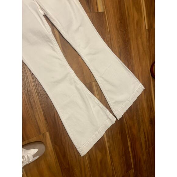Miss Me MID-RISE bright White Flares with rhinestones pockets - Picture 7 of 12